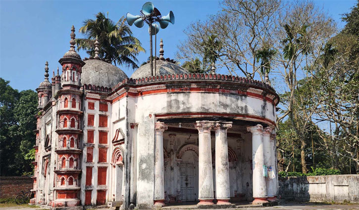 পারিবারিক মসজিদ